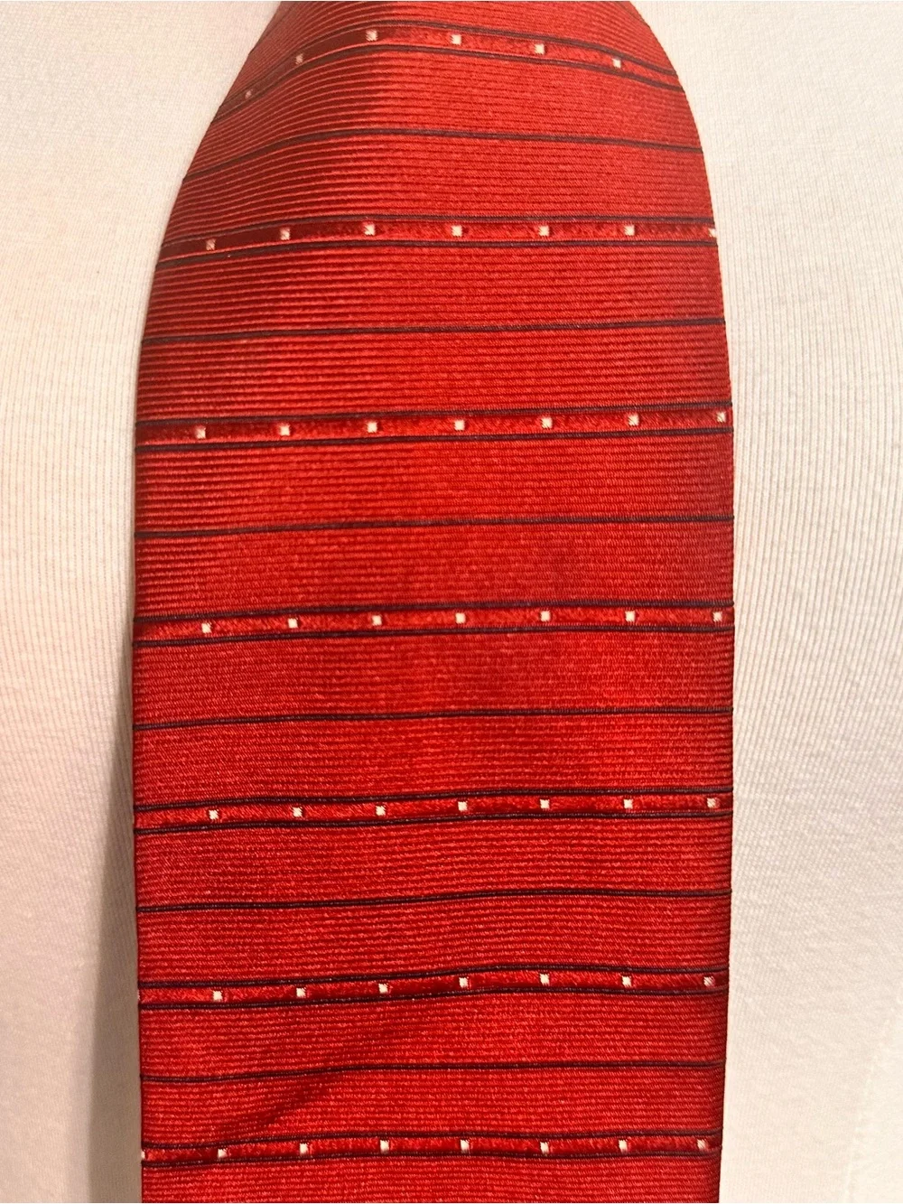 Classic Red Striped Men's Tie - Unbranded